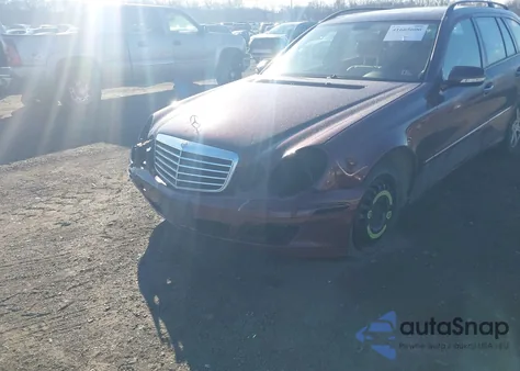 2008 Mercedes-Benz E 350 4Matic из США, поврежденный, VIN WDBUH87X68B186332